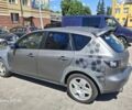 Сірий Мазда 3, об'ємом двигуна 2 л та пробігом 295 тис. км за 3764 $, фото 2 на Automoto.ua