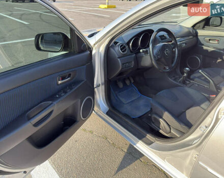 Серый Мазда 3, объемом двигателя 2 л и пробегом 191 тыс. км за 4700 $, фото 10 на Automoto.ua