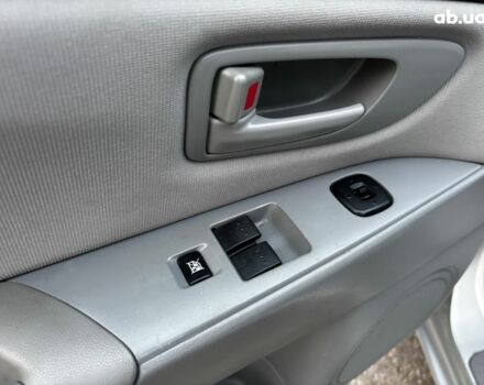 Сірий Мазда 3, об'ємом двигуна 1.4 л та пробігом 198 тис. км за 5490 $, фото 18 на Automoto.ua