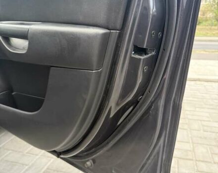 Сірий Мазда 3, об'ємом двигуна 1.6 л та пробігом 259 тис. км за 4500 $, фото 8 на Automoto.ua