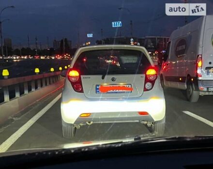 Сірий Мазда 3, об'ємом двигуна 1.6 л та пробігом 228 тис. км за 4200 $, фото 5 на Automoto.ua