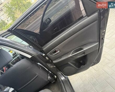 Сірий Мазда 3, об'ємом двигуна 1.6 л та пробігом 259 тис. км за 4500 $, фото 7 на Automoto.ua