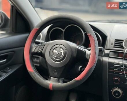 Сірий Мазда 3, об'ємом двигуна 1.6 л та пробігом 258 тис. км за 4600 $, фото 15 на Automoto.ua