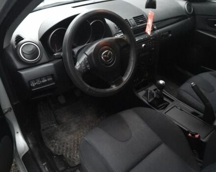 Серый Мазда 3, объемом двигателя 1.6 л и пробегом 206 тыс. км за 3950 $, фото 2 на Automoto.ua