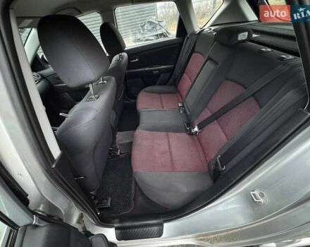 Сірий Мазда 3, об'ємом двигуна 1.6 л та пробігом 187 тис. км за 4200 $, фото 6 на Automoto.ua