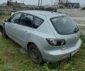Серый Мазда 3, объемом двигателя 1.6 л и пробегом 370 тыс. км за 2200 $, фото 1 на Automoto.ua