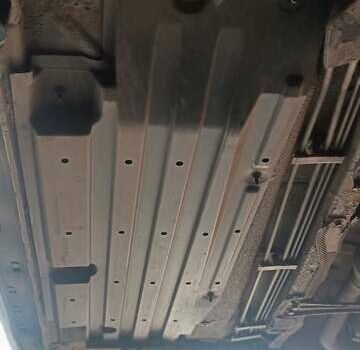 Серый Мазда 3, объемом двигателя 1.6 л и пробегом 230 тыс. км за 4150 $, фото 11 на Automoto.ua