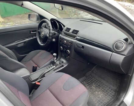 Серый Мазда 3, объемом двигателя 1.6 л и пробегом 227 тыс. км за 2900 $, фото 4 на Automoto.ua