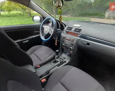 Серый Мазда 3, объемом двигателя 1.56 л и пробегом 380 тыс. км за 3600 $, фото 3 на Automoto.ua