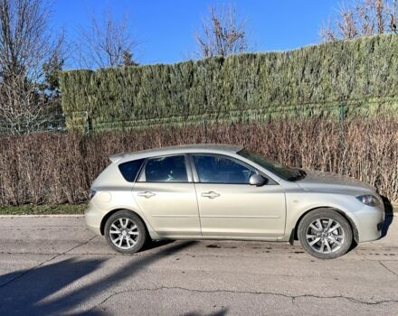 Серый Мазда 3, объемом двигателя 1.6 л и пробегом 200 тыс. км за 3400 $, фото 4 на Automoto.ua