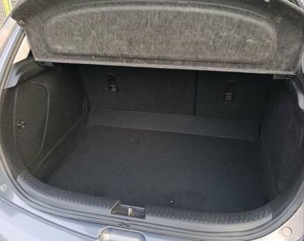 Сірий Мазда 3, об'ємом двигуна 1.6 л та пробігом 164 тис. км за 6500 $, фото 30 на Automoto.ua