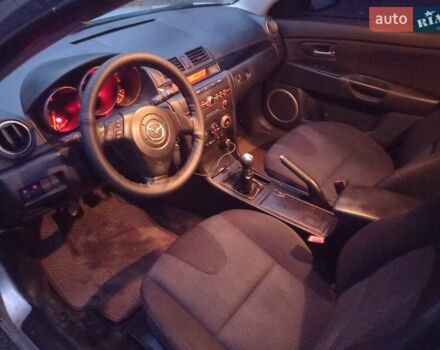 Серый Мазда 3, объемом двигателя 1.6 л и пробегом 140 тыс. км за 3900 $, фото 3 на Automoto.ua