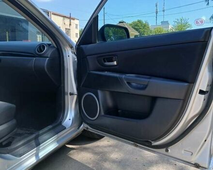 Сірий Мазда 3, об'ємом двигуна 1.6 л та пробігом 316 тис. км за 3650 $, фото 6 на Automoto.ua