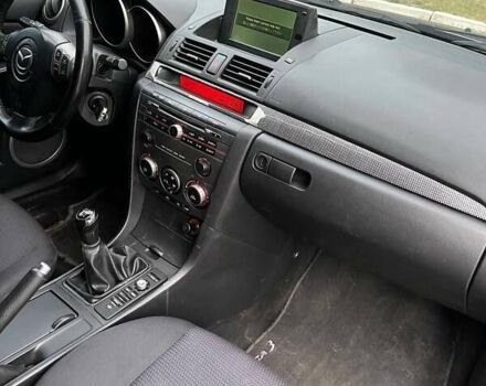 Серый Мазда 3, объемом двигателя 2 л и пробегом 302 тыс. км за 4200 $, фото 14 на Automoto.ua