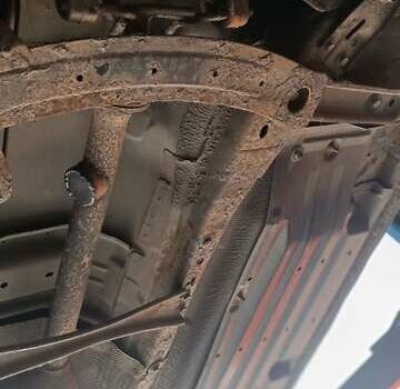 Серый Мазда 3, объемом двигателя 1.6 л и пробегом 230 тыс. км за 4150 $, фото 12 на Automoto.ua