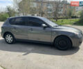 Сірий Мазда 3, об'ємом двигуна 1.6 л та пробігом 237 тис. км за 4900 $, фото 3 на Automoto.ua
