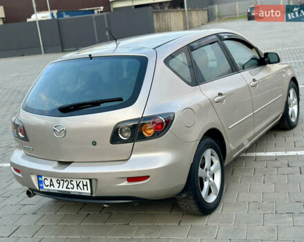 Серый Мазда 3, объемом двигателя 2 л и пробегом 220 тыс. км за 4300 $, фото 2 на Automoto.ua