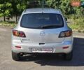 Серый Мазда 3, объемом двигателя 1.6 л и пробегом 250 тыс. км за 4299 $, фото 6 на Automoto.ua
