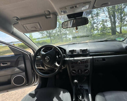 Сірий Мазда 3, об'ємом двигуна 1.6 л та пробігом 173 тис. км за 4400 $, фото 12 на Automoto.ua