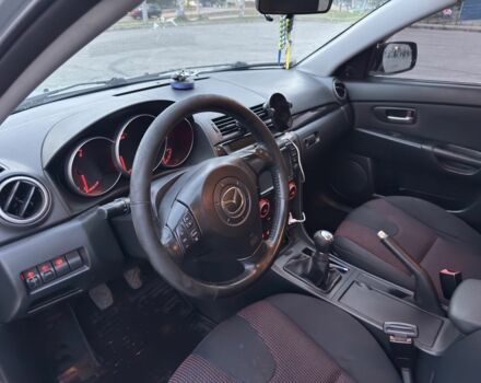Серый Мазда 3, объемом двигателя 2 л и пробегом 170 тыс. км за 4800 $, фото 7 на Automoto.ua