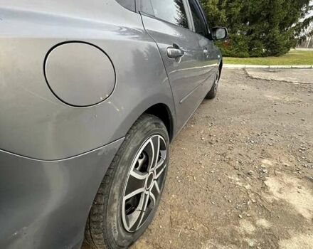 Серый Мазда 3, объемом двигателя 2 л и пробегом 302 тыс. км за 4200 $, фото 26 на Automoto.ua