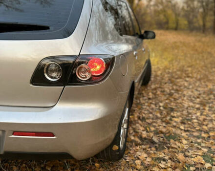 Сірий Мазда 3, об'ємом двигуна 1.6 л та пробігом 283 тис. км за 5500 $, фото 42 на Automoto.ua