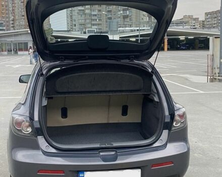 Сірий Мазда 3, об'ємом двигуна 1.4 л та пробігом 304 тис. км за 5100 $, фото 7 на Automoto.ua