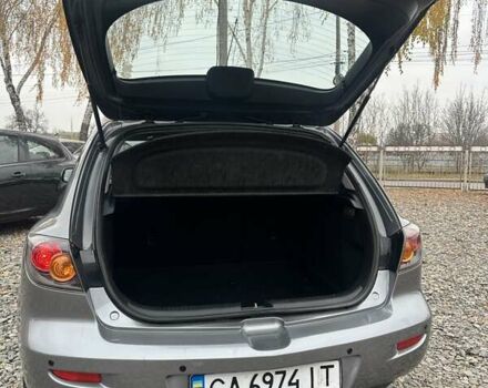 Сірий Мазда 3, об'ємом двигуна 1.6 л та пробігом 216 тис. км за 4800 $, фото 20 на Automoto.ua