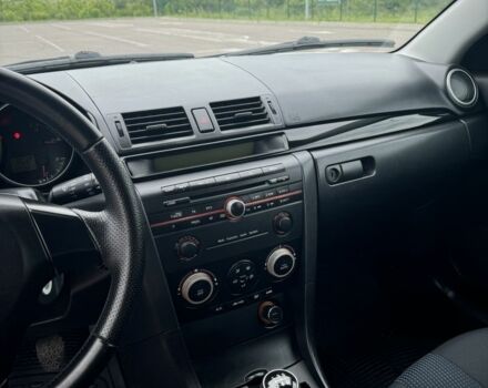 Мазда 3 2006 у Рівному на Automoto.ua Сірий Мазда 3, об'ємом двигуна 1.6 л та пробігом 206 тис. км за 5300 $, фото 3 на Automoto.ua