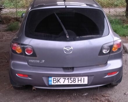 Сірий Мазда 3, об'ємом двигуна 1.6 л та пробігом 300 тис. км за 2700 $, фото 3 на Automoto.ua