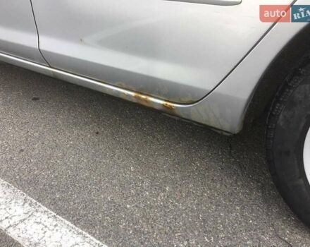 Сірий Мазда 3, об'ємом двигуна 1.6 л та пробігом 251 тис. км за 5300 $, фото 13 на Automoto.ua