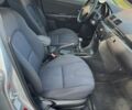 Серый Мазда 3, объемом двигателя 1.6 л и пробегом 265 тыс. км за 3750 $, фото 18 на Automoto.ua