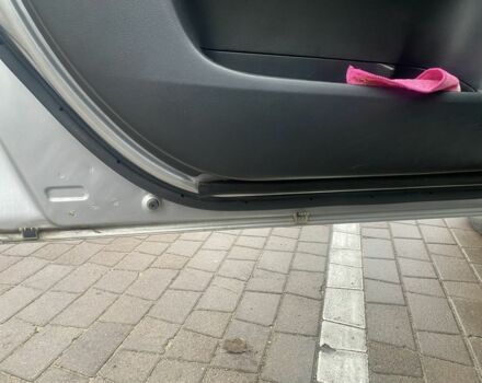 Серый Мазда 3, объемом двигателя 1.6 л и пробегом 196 тыс. км за 4500 $, фото 13 на Automoto.ua