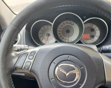Сірий Мазда 3, об'ємом двигуна 1.6 л та пробігом 316 тис. км за 3650 $, фото 10 на Automoto.ua