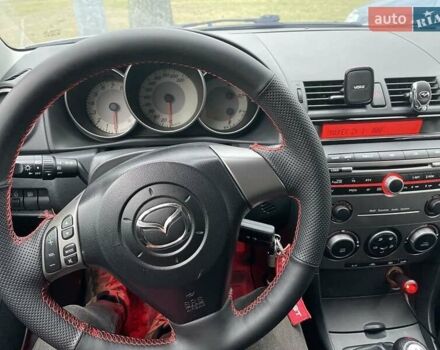 Сірий Мазда 3, об'ємом двигуна 1.6 л та пробігом 200 тис. км за 6300 $, фото 5 на Automoto.ua