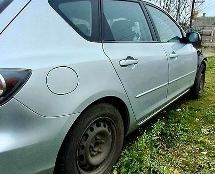 Сірий Мазда 3, об'ємом двигуна 1.6 л та пробігом 370 тис. км за 1600 $, фото 4 на Automoto.ua