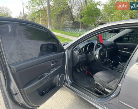 Сірий Мазда 3, об'ємом двигуна 1.6 л та пробігом 237 тис. км за 4900 $, фото 6 на Automoto.ua
