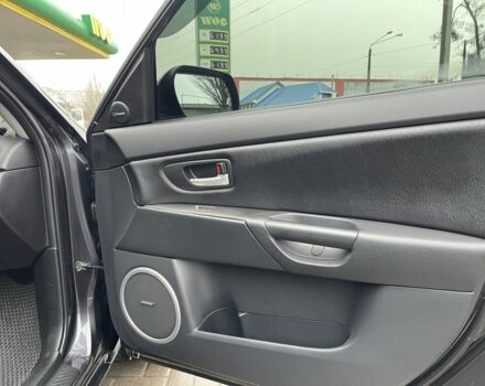 Сірий Мазда 3, об'ємом двигуна 1.6 л та пробігом 220 тис. км за 5000 $, фото 15 на Automoto.ua