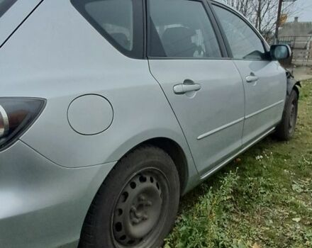 Серый Мазда 3, объемом двигателя 1.6 л и пробегом 370 тыс. км за 2200 $, фото 2 на Automoto.ua