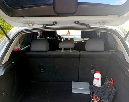 Серый Мазда 3, объемом двигателя 1.6 л и пробегом 254 тыс. км за 4800 $, фото 4 на Automoto.ua