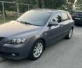 Серый Мазда 3, объемом двигателя 1.6 л и пробегом 200 тыс. км за 3500 $, фото 1 на Automoto.ua
