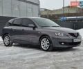 Сірий Мазда 3, об'ємом двигуна 1.6 л та пробігом 289 тис. км за 5300 $, фото 16 на Automoto.ua