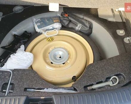 Серый Мазда 3, объемом двигателя 1.56 л и пробегом 198 тыс. км за 5700 $, фото 25 на Automoto.ua