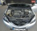 Сірий Мазда 3, об'ємом двигуна 1.6 л та пробігом 305 тис. км за 4400 $, фото 18 на Automoto.ua
