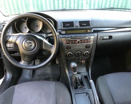 Сірий Мазда 3, об'ємом двигуна 1.6 л та пробігом 323 тис. км за 2700 $, фото 6 на Automoto.ua