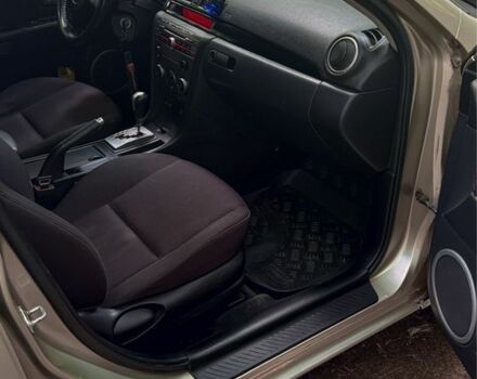 Сірий Мазда 3, об'ємом двигуна 1.6 л та пробігом 158 тис. км за 4800 $, фото 6 на Automoto.ua