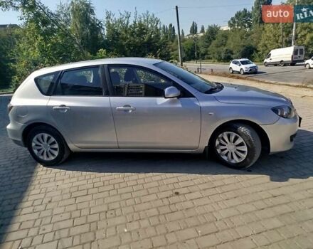 Сірий Мазда 3, об'ємом двигуна 1.6 л та пробігом 273 тис. км за 3500 $, фото 5 на Automoto.ua