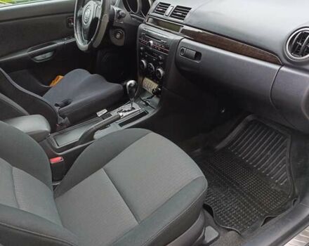 Серый Мазда 3, объемом двигателя 1.6 л и пробегом 195 тыс. км за 5000 $, фото 2 на Automoto.ua