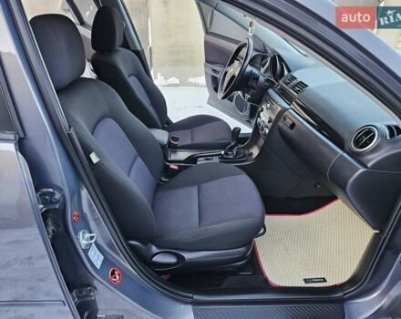 Сірий Мазда 3, об'ємом двигуна 1.6 л та пробігом 289 тис. км за 5300 $, фото 78 на Automoto.ua