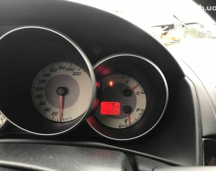 Серый Мазда 3, объемом двигателя 1.6 л и пробегом 220 тыс. км за 5090 $, фото 4 на Automoto.ua